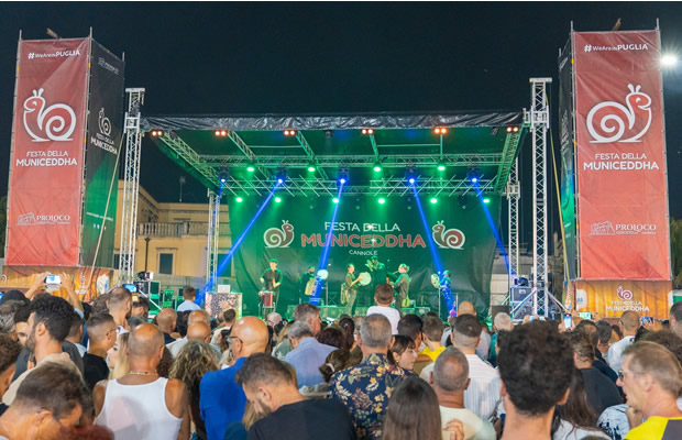 Allestimento palco Festa della Municeddha 2025